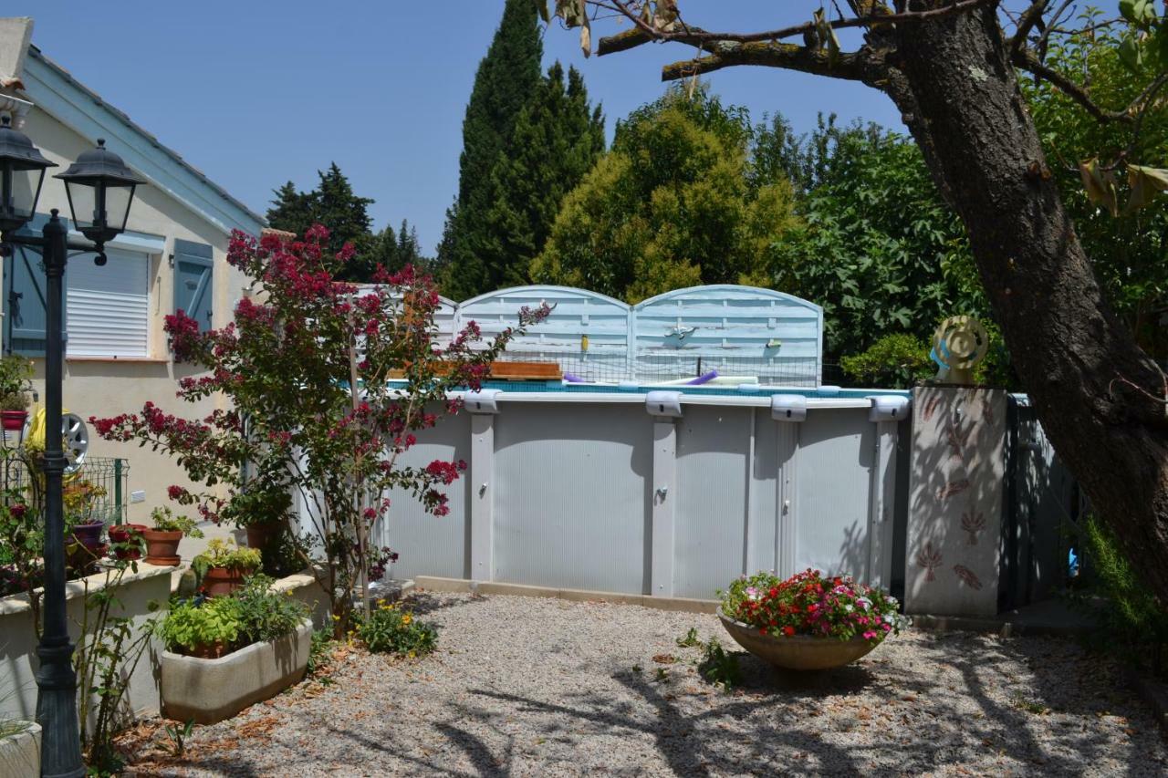 La Passeronne Barbentane Exterior foto